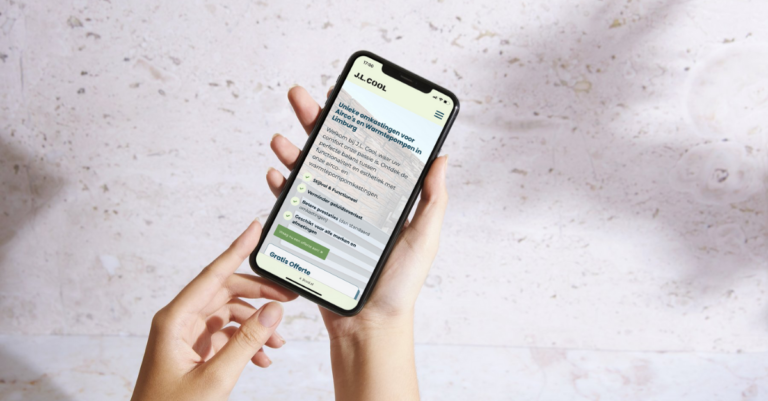 Mockup van een website die smartphone vriendelijk is